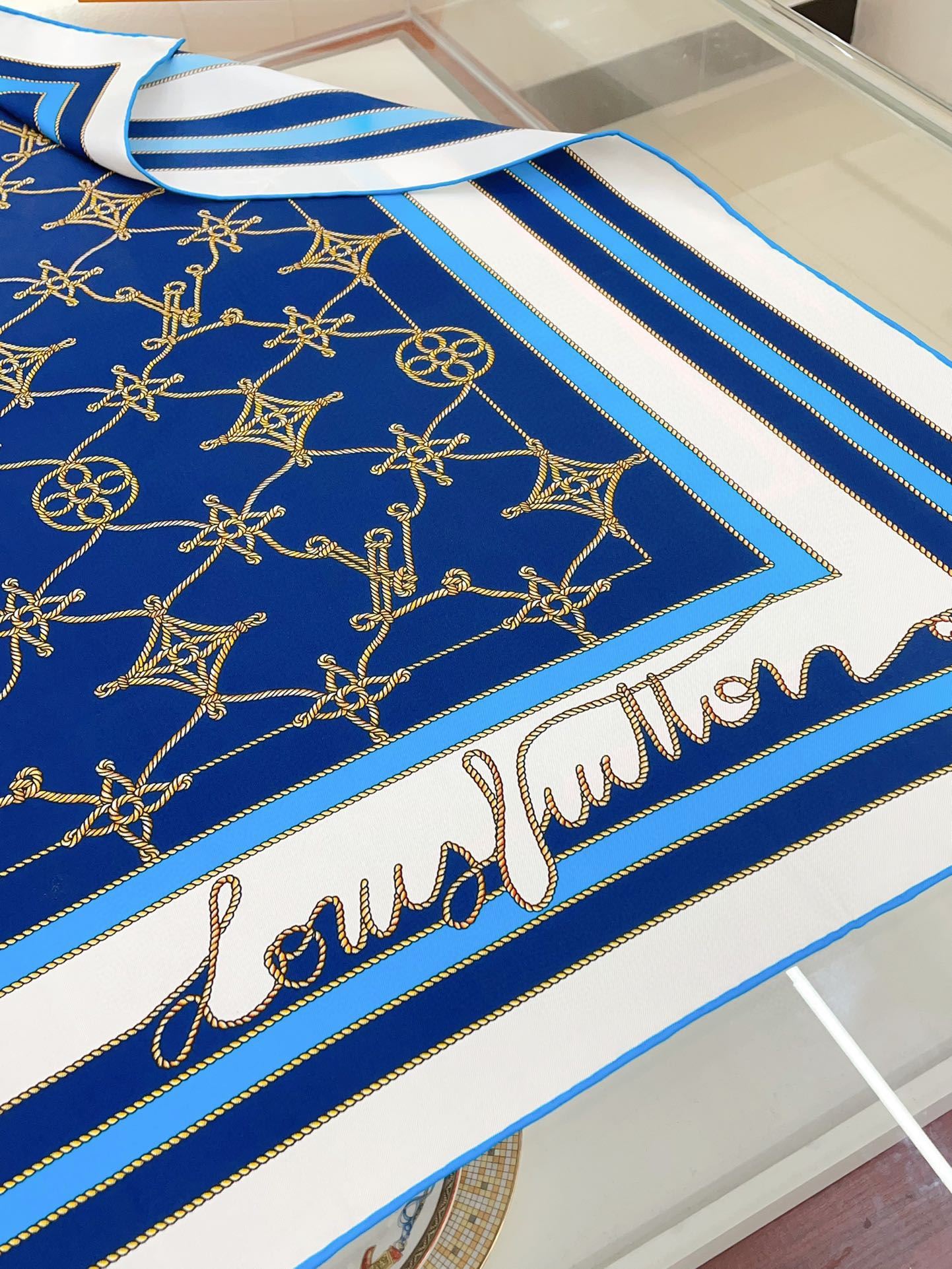 Louis Vuitton Scarf